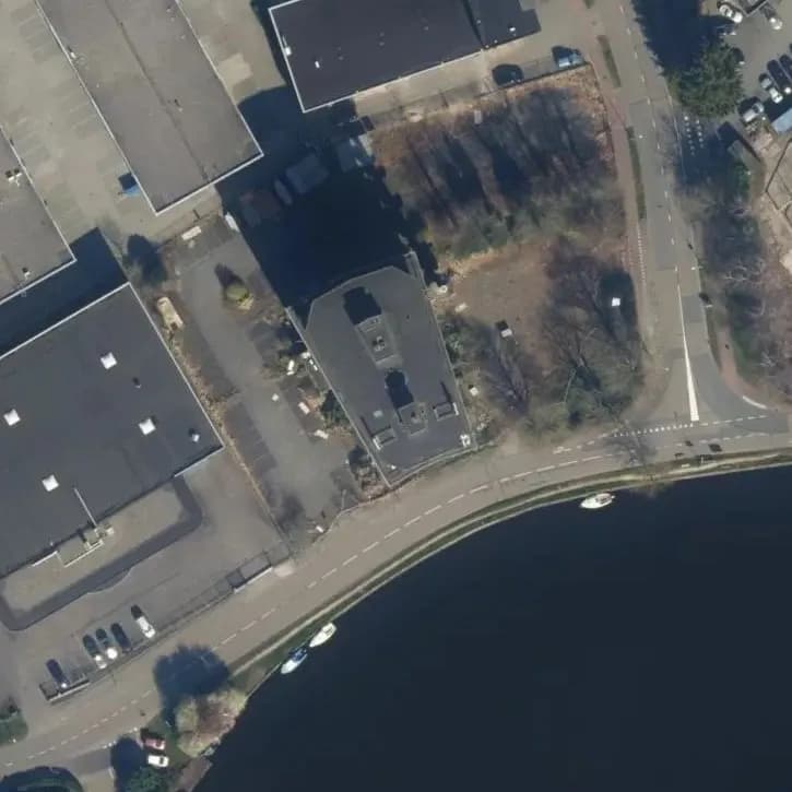 Verlaten Kantoorpand