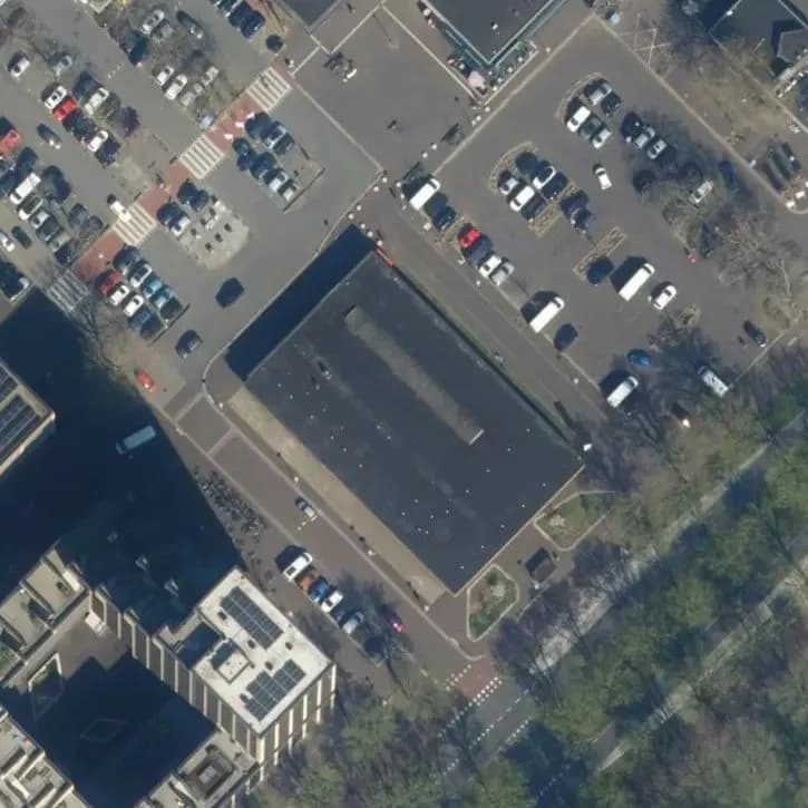 Verlaten Bedrijfspand