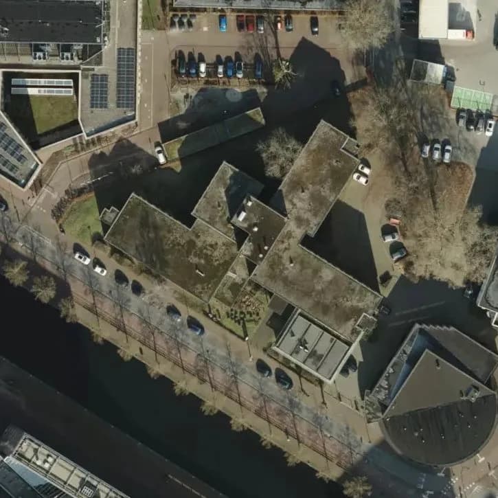 Verlaten Bedrijfspand