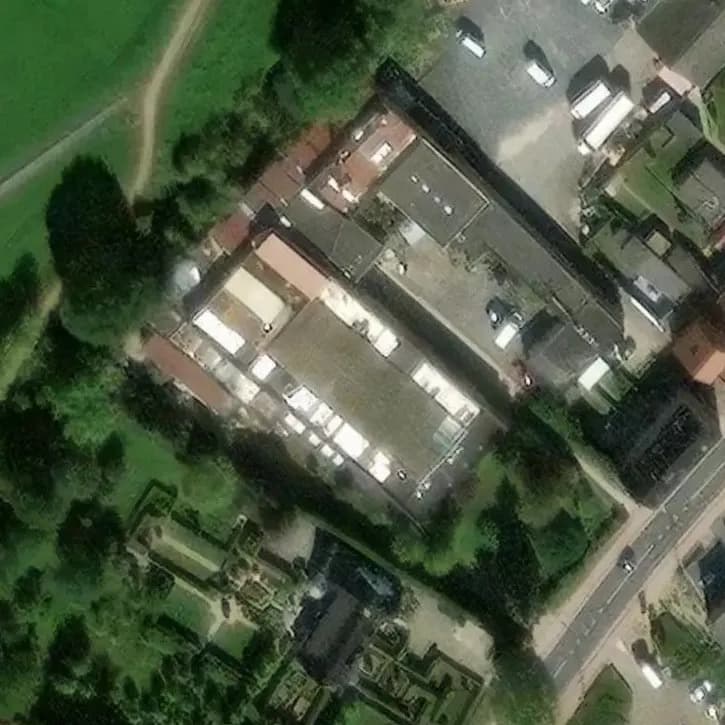 Verlaten Bedrijfspand