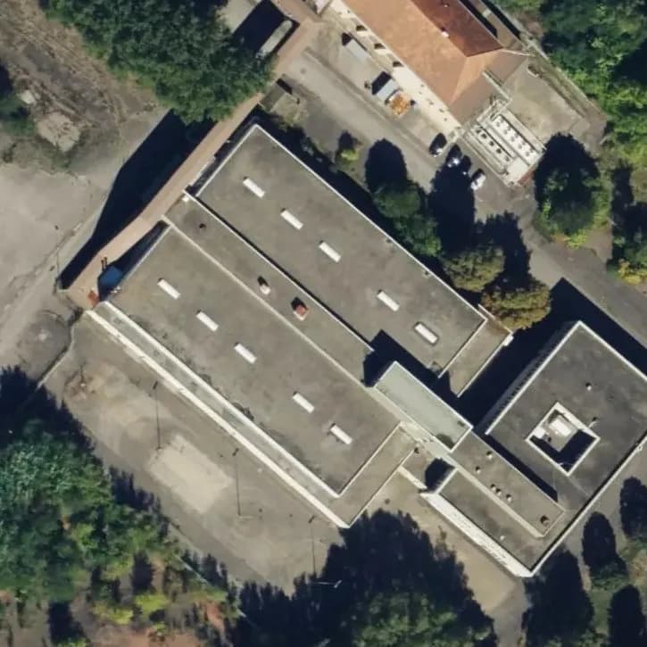 Verlaten Bedrijfspand